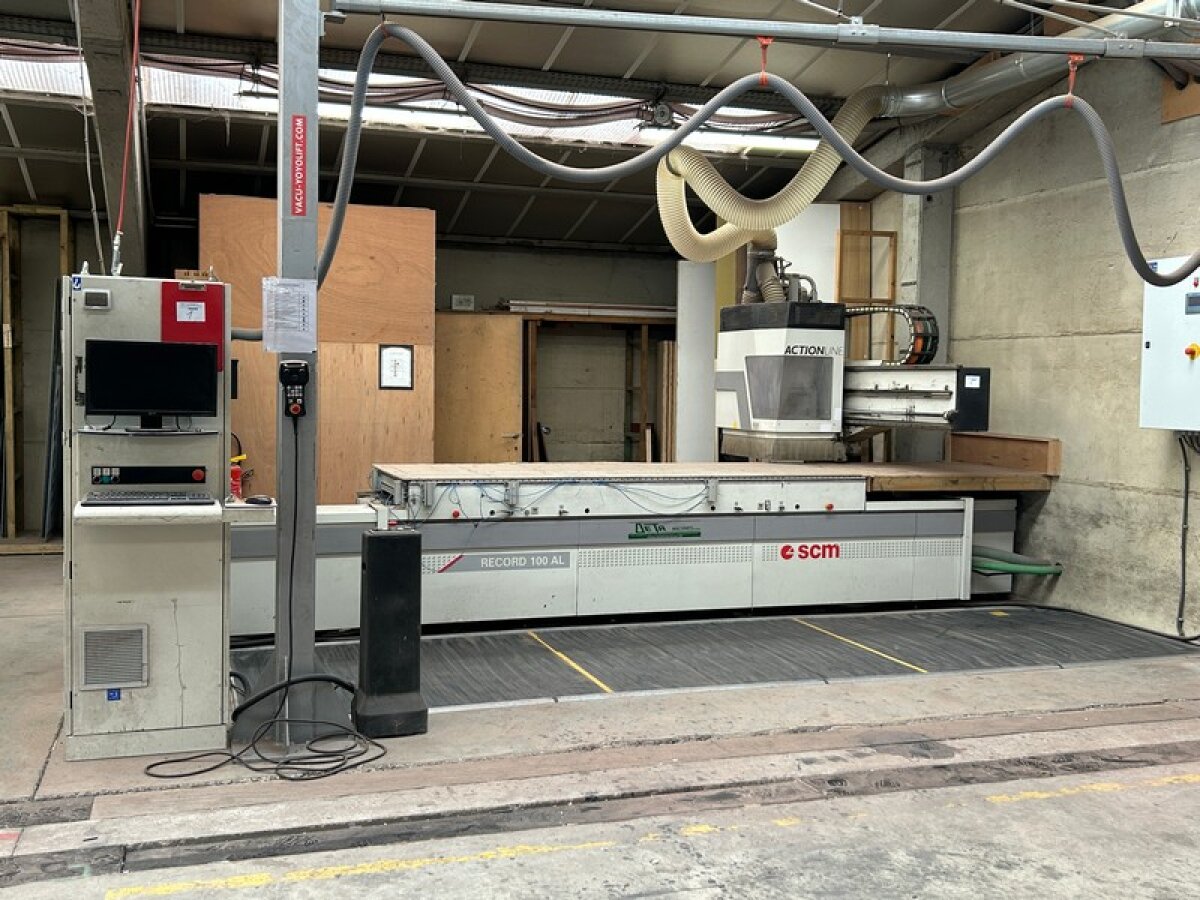 SCM machine CNC