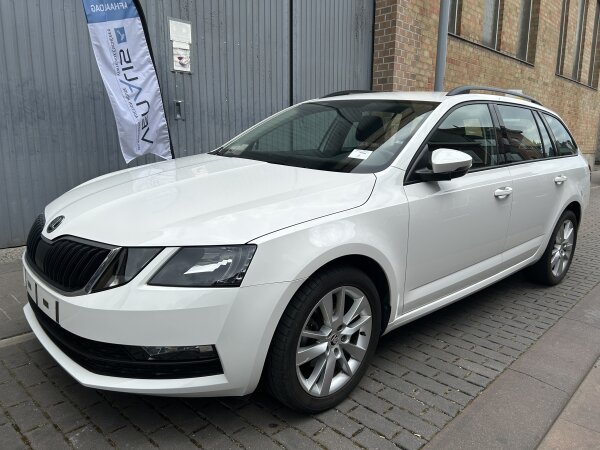 Auto's en brommer DM Juni (42/2026)